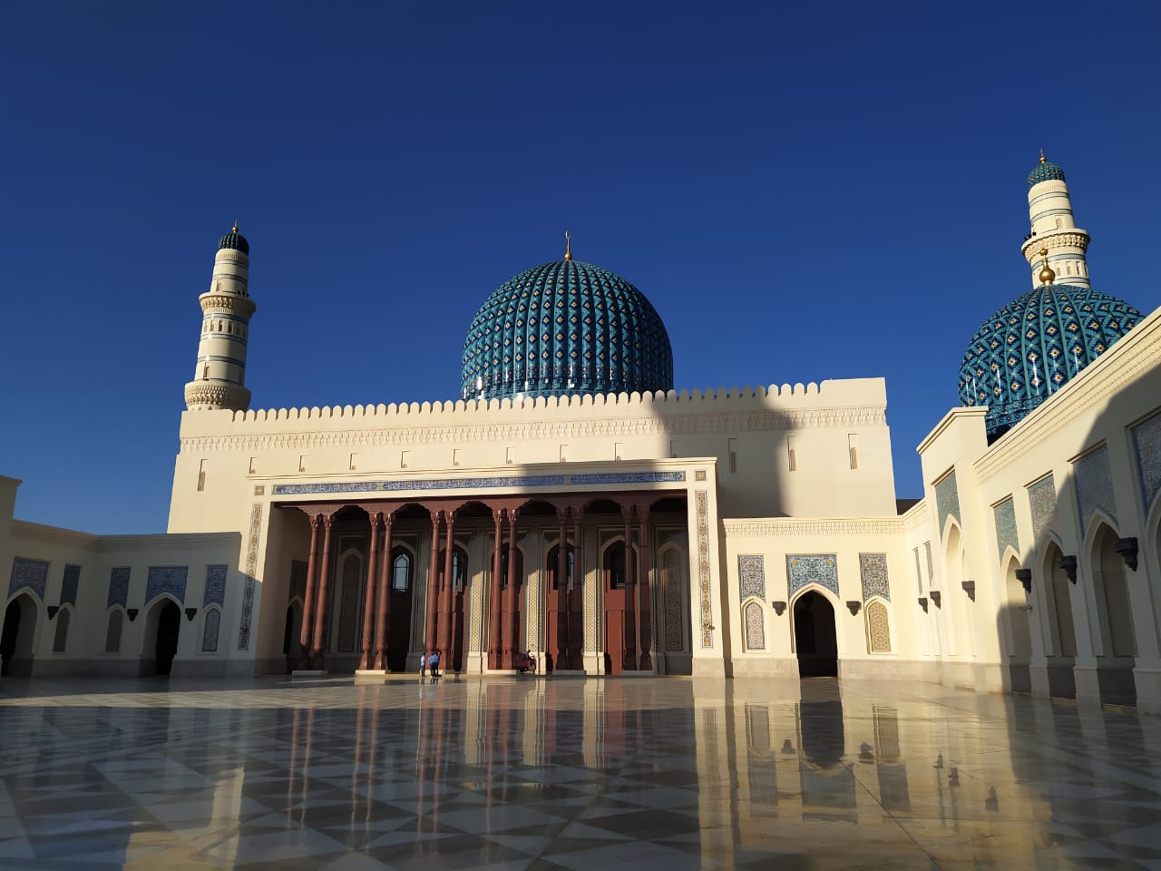 Sultan Qaboos Grand Mosque